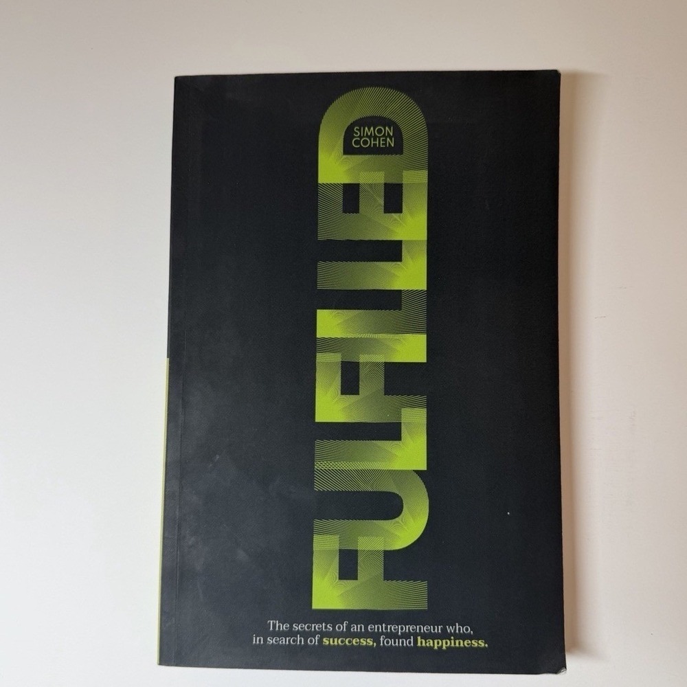 Fullfield Paper Back Book Green And Black Color
